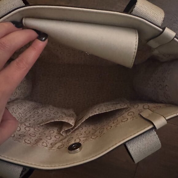 Guess Bag Oxnard Black Gray And Cream Tote Bag - Picture 4 of 7